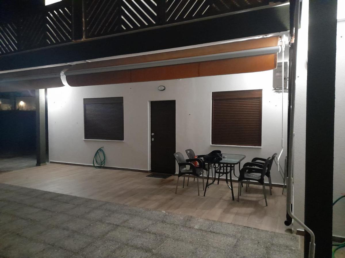 Mad'S Villas Néa Péramos Pokój zdjęcie